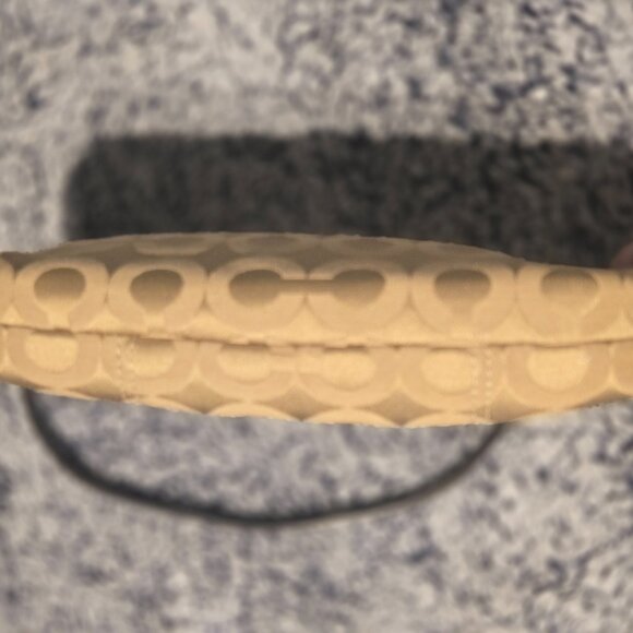 Coach wristlet - Picture 7 of 11